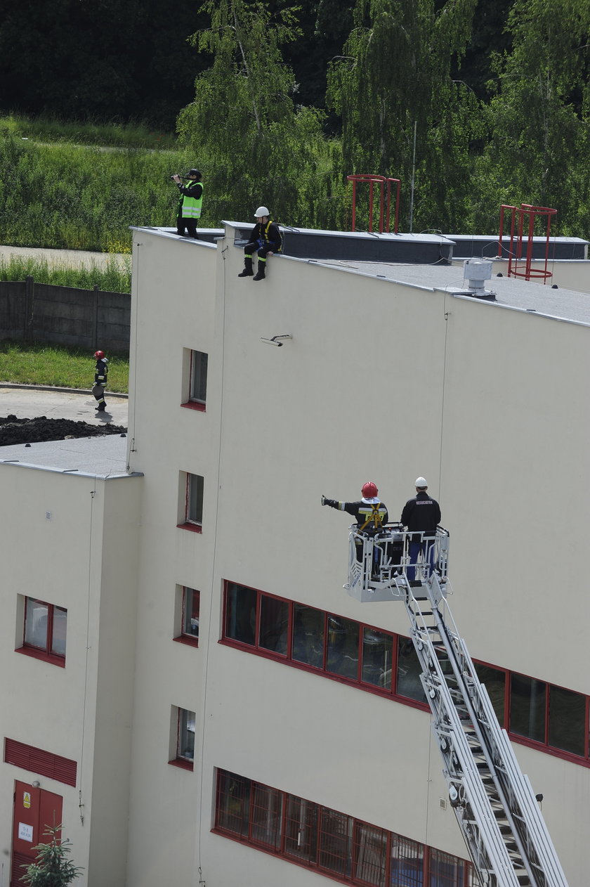 Wspólne ćwiczenia strażaków, ratowników medycznych i policjantów