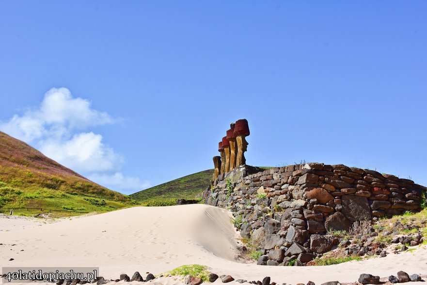 Kolejne Ahu, Rapa Nui, Plaża Anakena