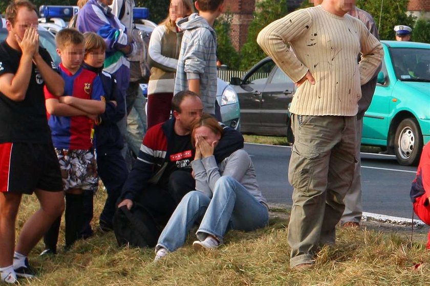 Chłopczyk wbiegł na drogę, zabiły go 2 samochody