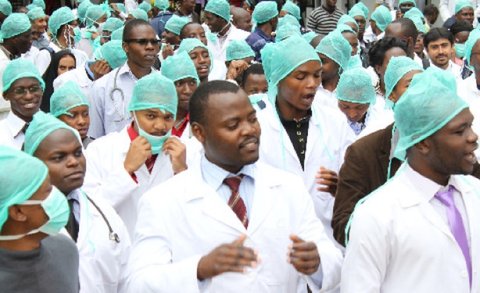 Nigerian medical doctors have gone on strike again to press home their demands. (Premium Times)