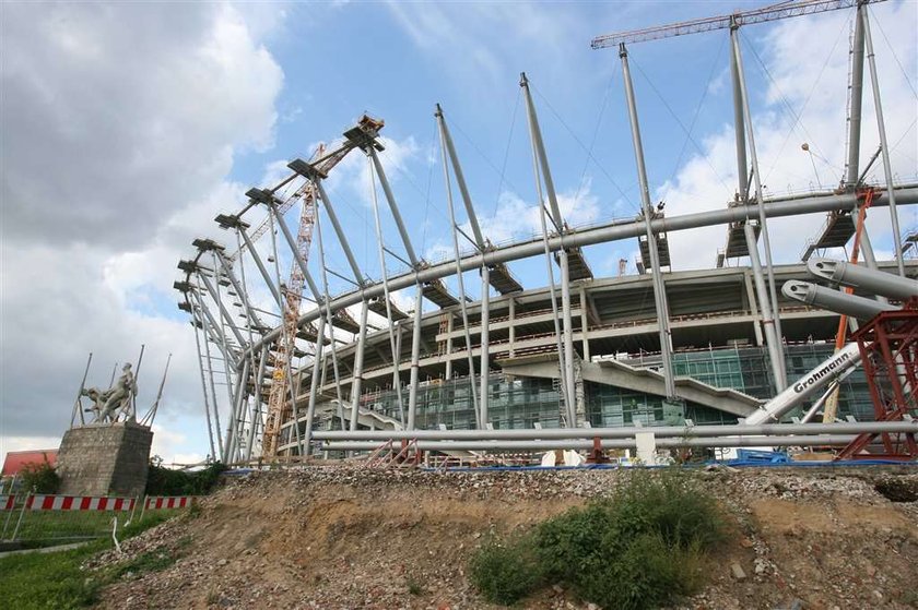 Tak rośnie Stadion Narodowy