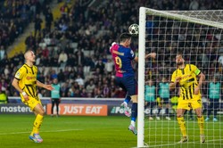 Lewandowski nie miał sentymentów dla byłego pracodawcy. Dwa gole Polaka w Lidze Mistrzów