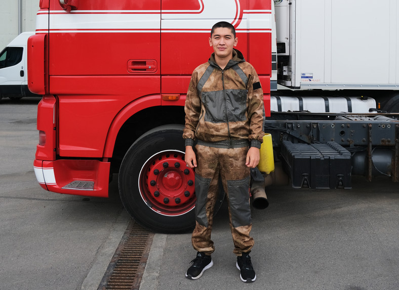 Kierowca ciężarowki Mazhit Ismailow