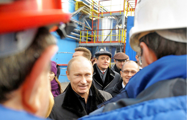 Premier Putin, odpowiadając na społeczne zapotrzebowanie, zapowiedział kontrolę działań państwowych przedsiębiorstw FORUM