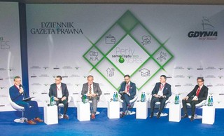 Pora na poważną dyskusję ustrojową