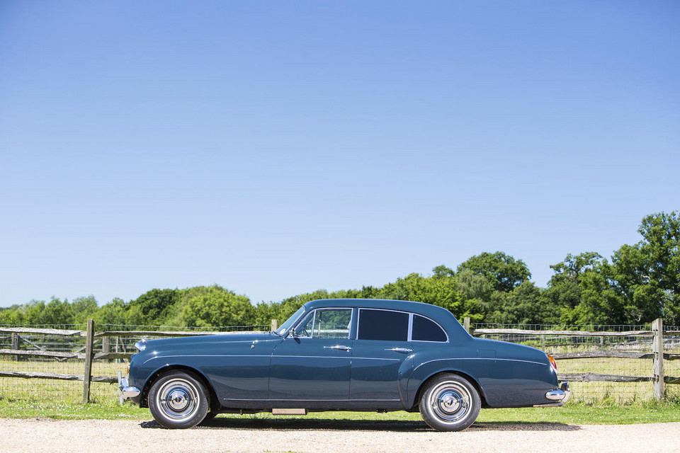 Bentley S3 Continental Flying Spur