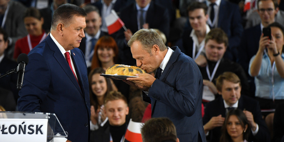 O ile zdrożał chleb? Donald Tusk podał fałszywe dane.