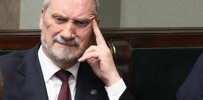 Macierewicz atakuje Błaszczaka. O co poszło?