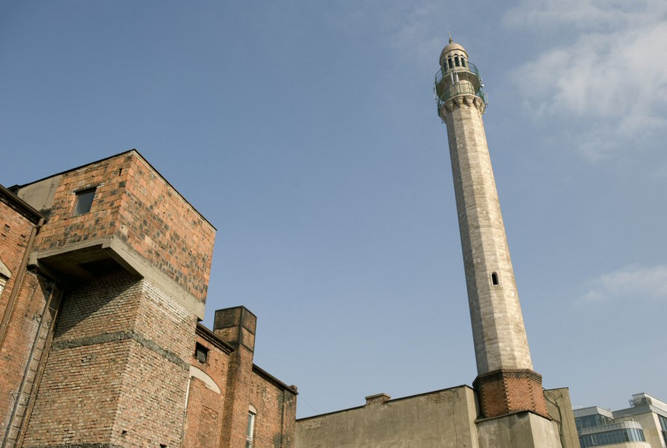Na zdjęciu niezrealizowany projekt przekształcenia komina dawnej fabryki papieru przy zbiegu ulic Estkowskiego i Garbary w wieżę minaretu