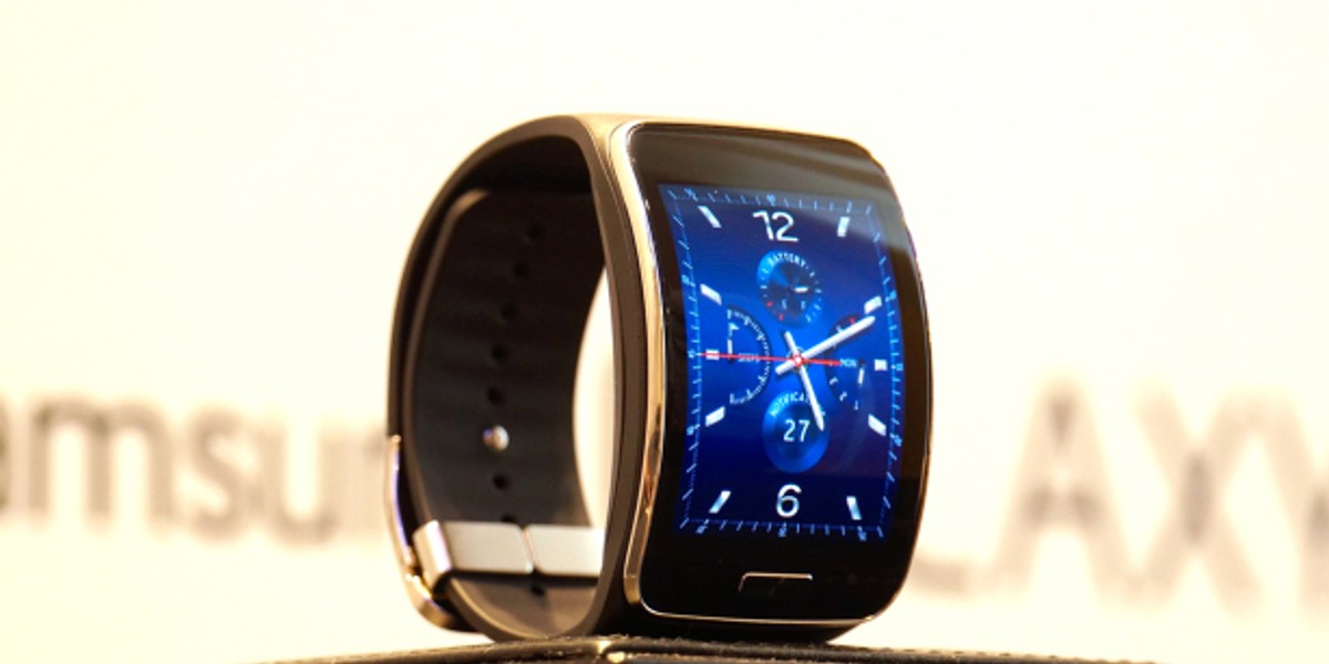 samsung gear on contract