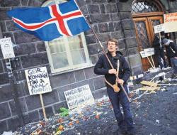 Mając do wyboru wojnę z międzynarodowymi rynkami finansowymi albo otwarty konflikt ze społeczeństwem, władze Islandii uznały, że wolą uniknąć tego pierwszego