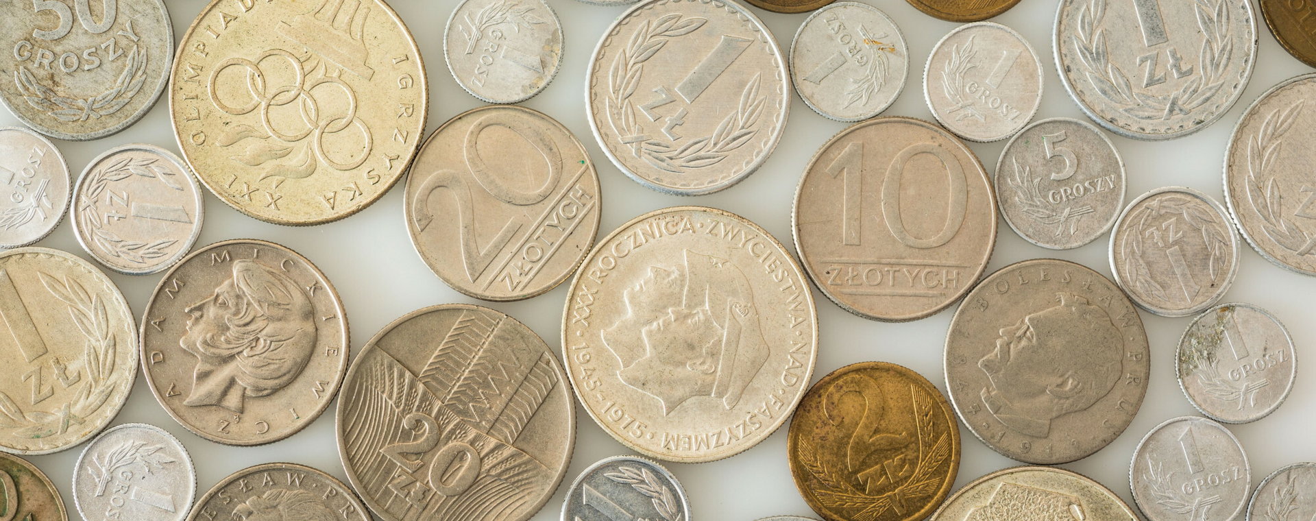 Szczególnie w ostatnich latach widać duży wzrost zainteresowania tematyką monet z peerelu. 