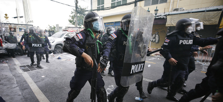 Szczytowi APEC 2022 w Tajlandii towarzyszą protesty. Są brutalnie pacyfikowane