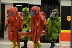 pozorowany chemiczny atak terrorystyczny na stacji metra Stadion Narodowy