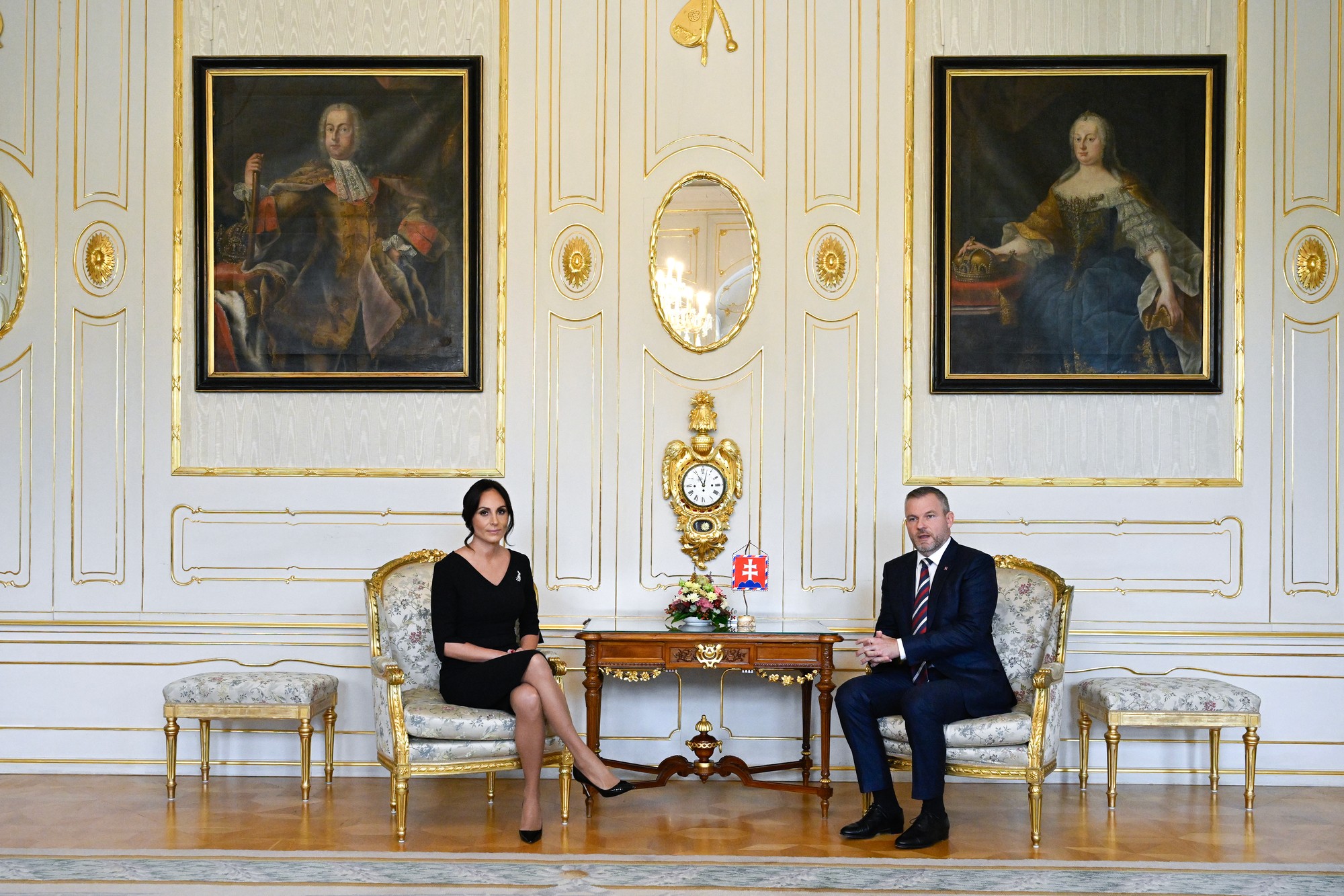 Dolinková doručila prezidentovi svoju demisiu.
