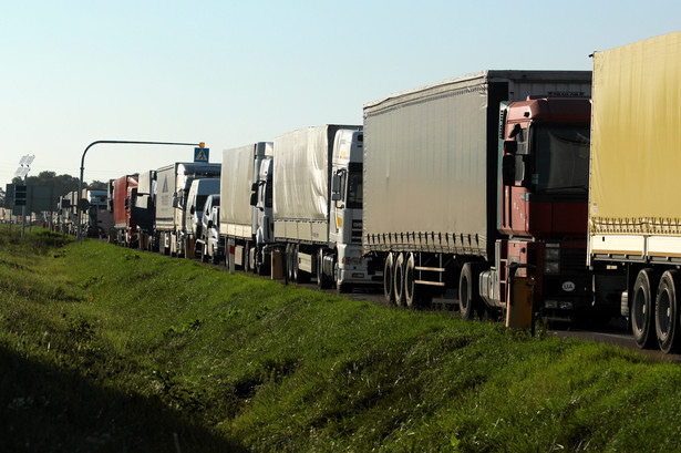 Protest transportowców na drogach. Gdzie można spodziewać się korków?