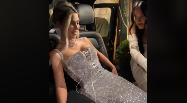 Kim Kardashiant gúzsba kötötte a Dolce and Gabbana ruhakölteménye
