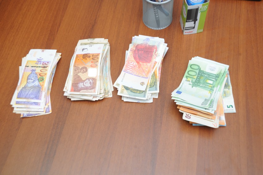 U policijskoj akciji zaplenjen novac