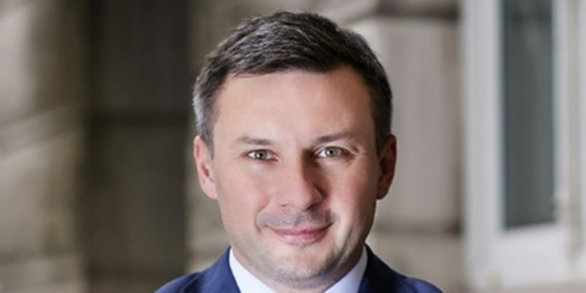 Altus TFI, którego prezesem jest Piotr Osiecki, sprzedało GetBackowi firmę EGB Investments za ponad 200 mln zł. 15 funduszy inwestycyjnych, którymi zarządza Altus, zarobiło na tej transakcji ok. 150 mln zł. 