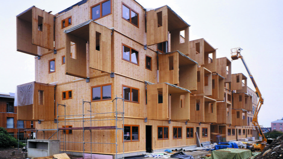 Budowa drewnianego osiedla z CLT - Frauengasse w Austrii