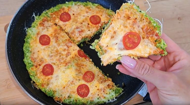 Finom, egészséges, és még a sütőt sem kell bekapcsolni ehhez a brokkoli pizzához Fotó: Szűts Petra