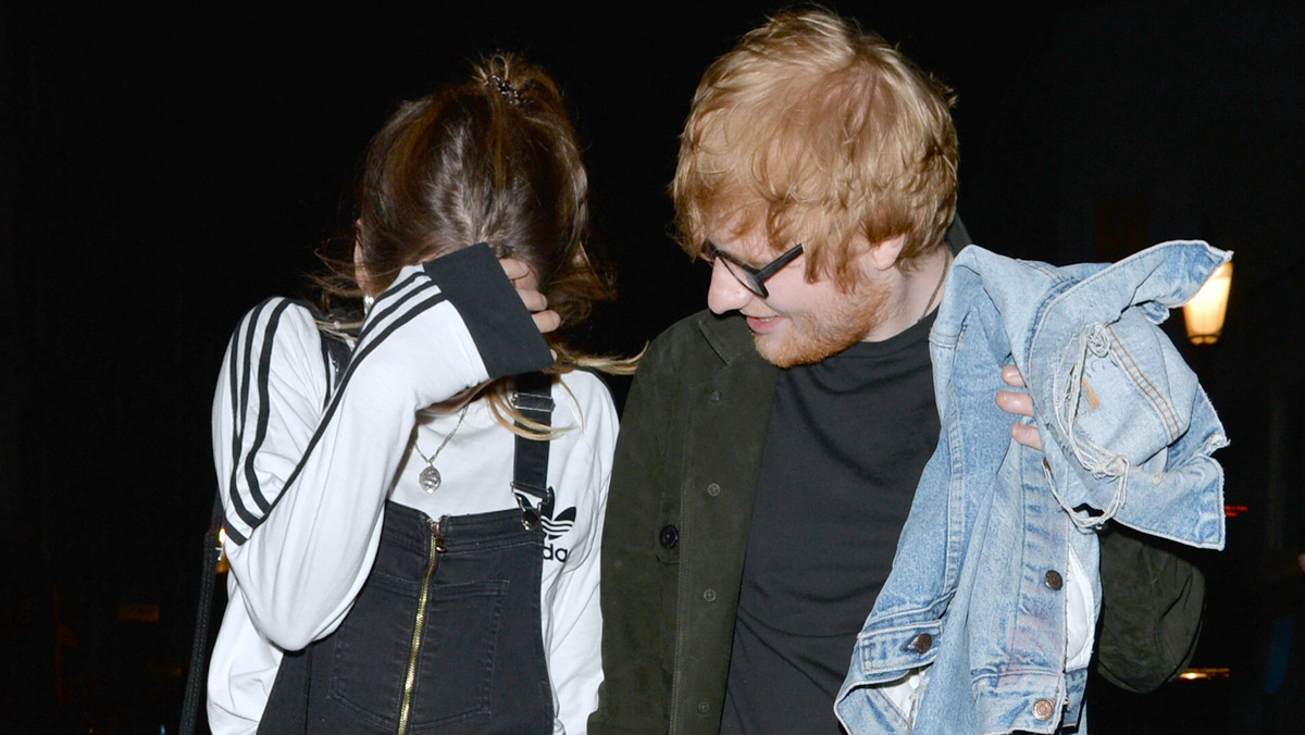 Ed Sheeran z dziewczyną ukrywają twarze przed fotoreporterem