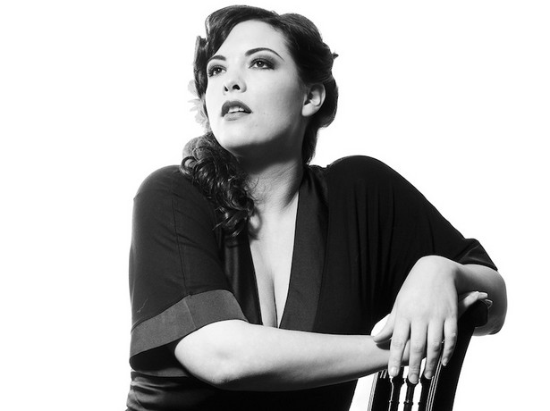 Caro Emerald nie zaśpiewa w Warszawie