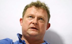 Piątek o Macierewiczu: Tylko gra przed nami wariata. To światowiec. I ma potężnych znajomych