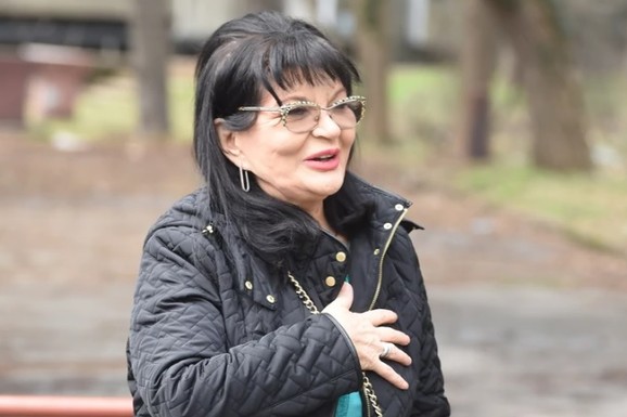 "Ne daj Bože da meni dete kaže nešto ružno! Ja sam njih pratila": Pevačica otkrila šta je sve radila zbog dece, o ovome nikada nije pričala