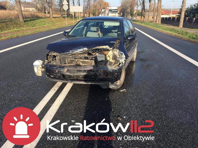 Poważny wypadek z udziałem policjantów. 4 rannych, radiowóz do kasacji