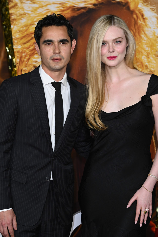 Elle Fanning i Max Minghella