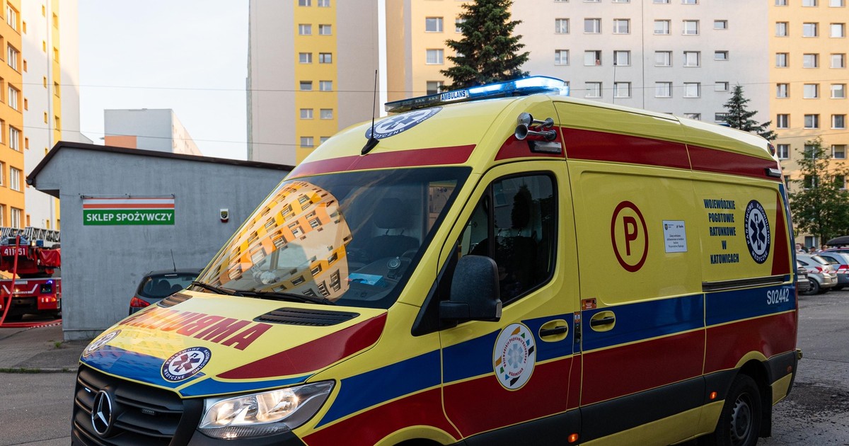 Dramat podczas zabawy w Gdyni. Ojciec ratował córkę, która dławiła się cukierkiem