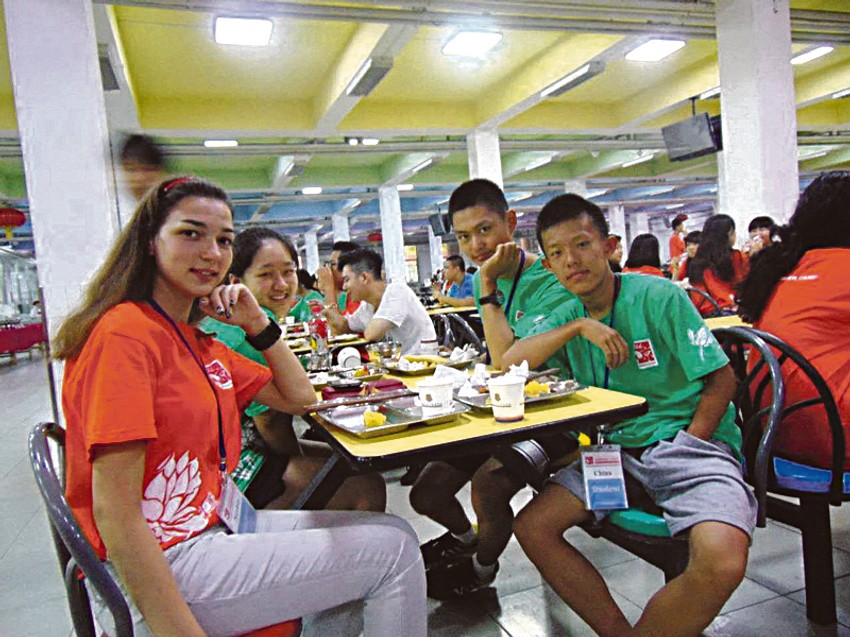 U Kini upoznala mnogo prijatelja iz raznih zemalja