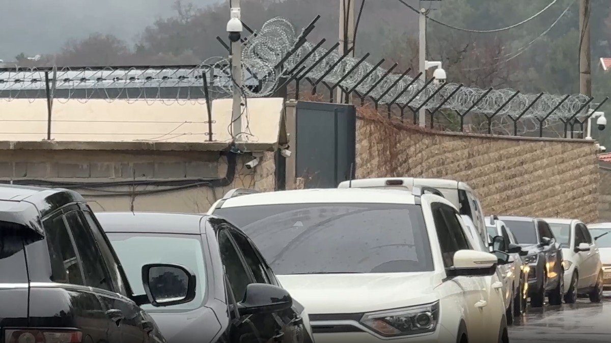 Policija pretresa objekte u Kavaču