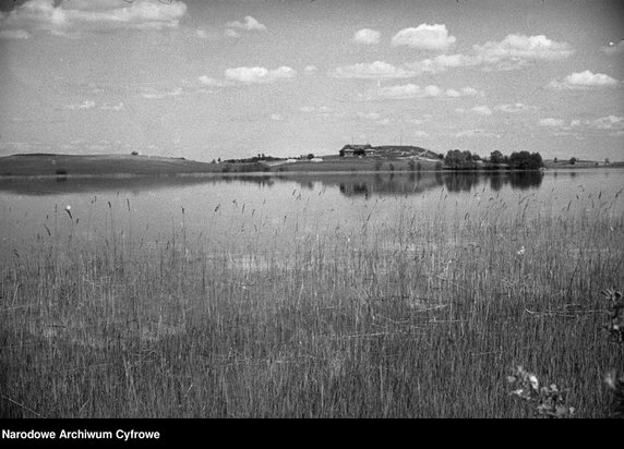 Wigry i okolice, rok 1935 - zdjęcie pochodzi z archiwów Narodowego Archiwum Cyfrowego