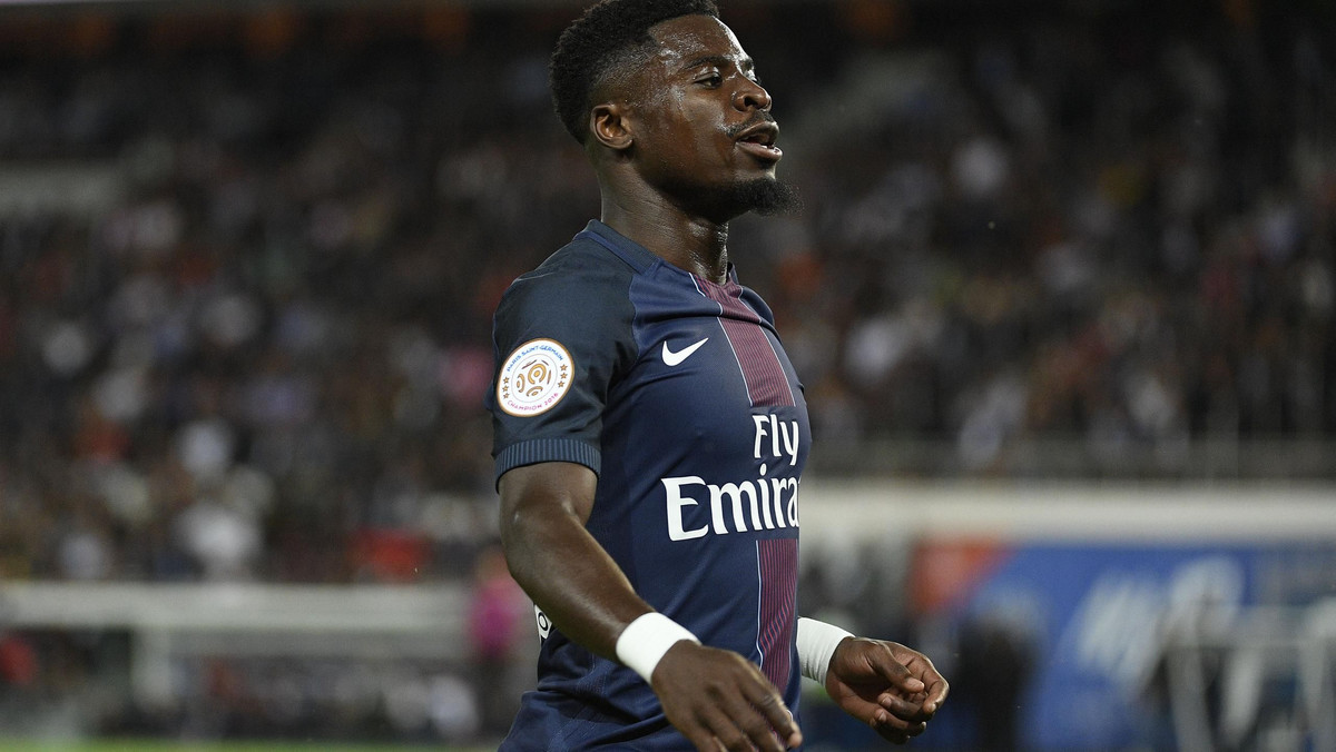 Obrońca Paris Saint-Germain Serge Aurier został skazany na dwa miesiące więzienia za napaść na policjanta. Wyrok nie oznacza, że 23-letni reprezentant Wybrzeża Kości Słoniowej trafi za kraty. Kara więzienia może zostać zamieniona na grzywnę.