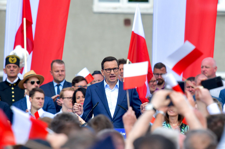 Mateusz Morawiecki w ostatnią sobotę, podczas wiecu Zjednoczonej Prawicy w Bogatyni na Dolnym Śląsku.  