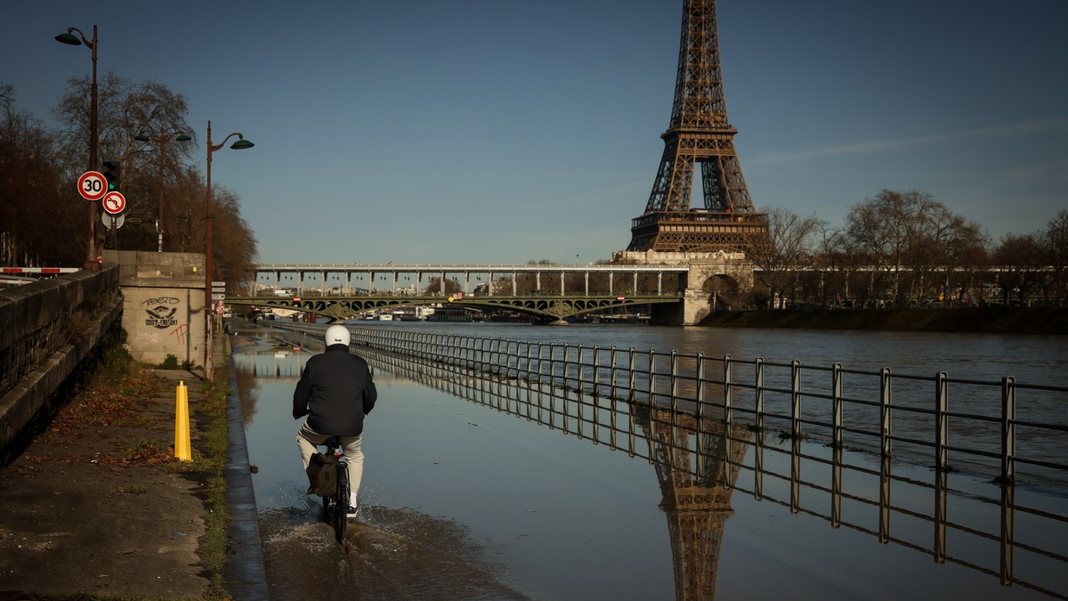 Pariz, Sena