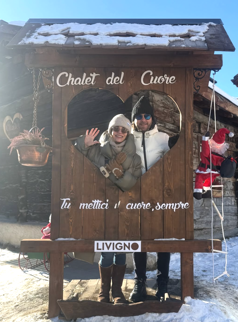 Speváčka Dara Rolins.