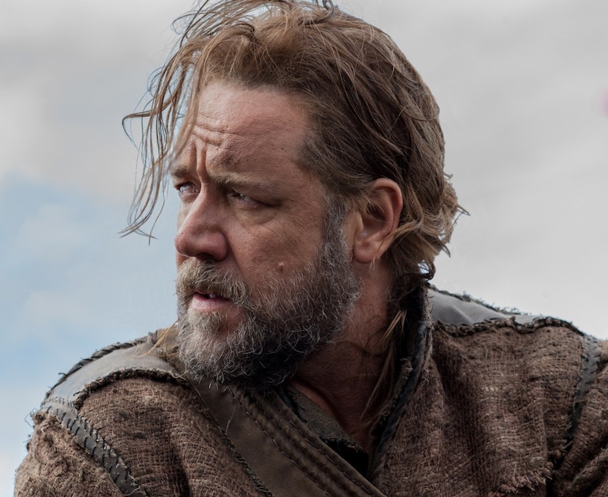 Russell Crowe buduje arkę jak biblijny Noe – zobacz!