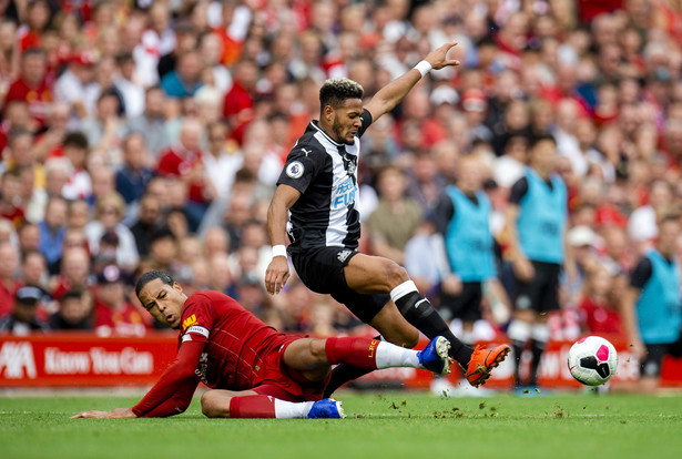 Liga angielska: Liverpool wygrał i pozostał liderem. Niespodziewana porażka Manchesteru City