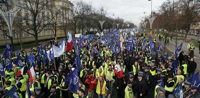 Policjanci protestują w Warszawie