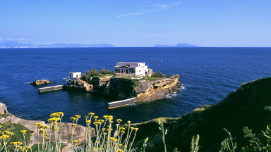 Gaiola i Posillipo - archeologiczne i przyrodnicze atrakcje przeklętej wyspy pod Neapolem