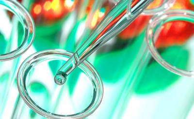 Naukowiec z Hamburga: Koronawirus był wypadkiem laboratoryjnym i pochodzi z Wuhan