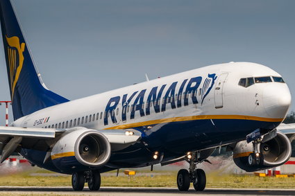 Ryanair włącza się w spór Lotniska Chopina i Modlina. Stawia ultimatum