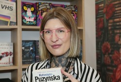 Nowa kryminalna seria Katarzyny Puzyńskiej. Powraca do świata, który pokochali czytelnicy