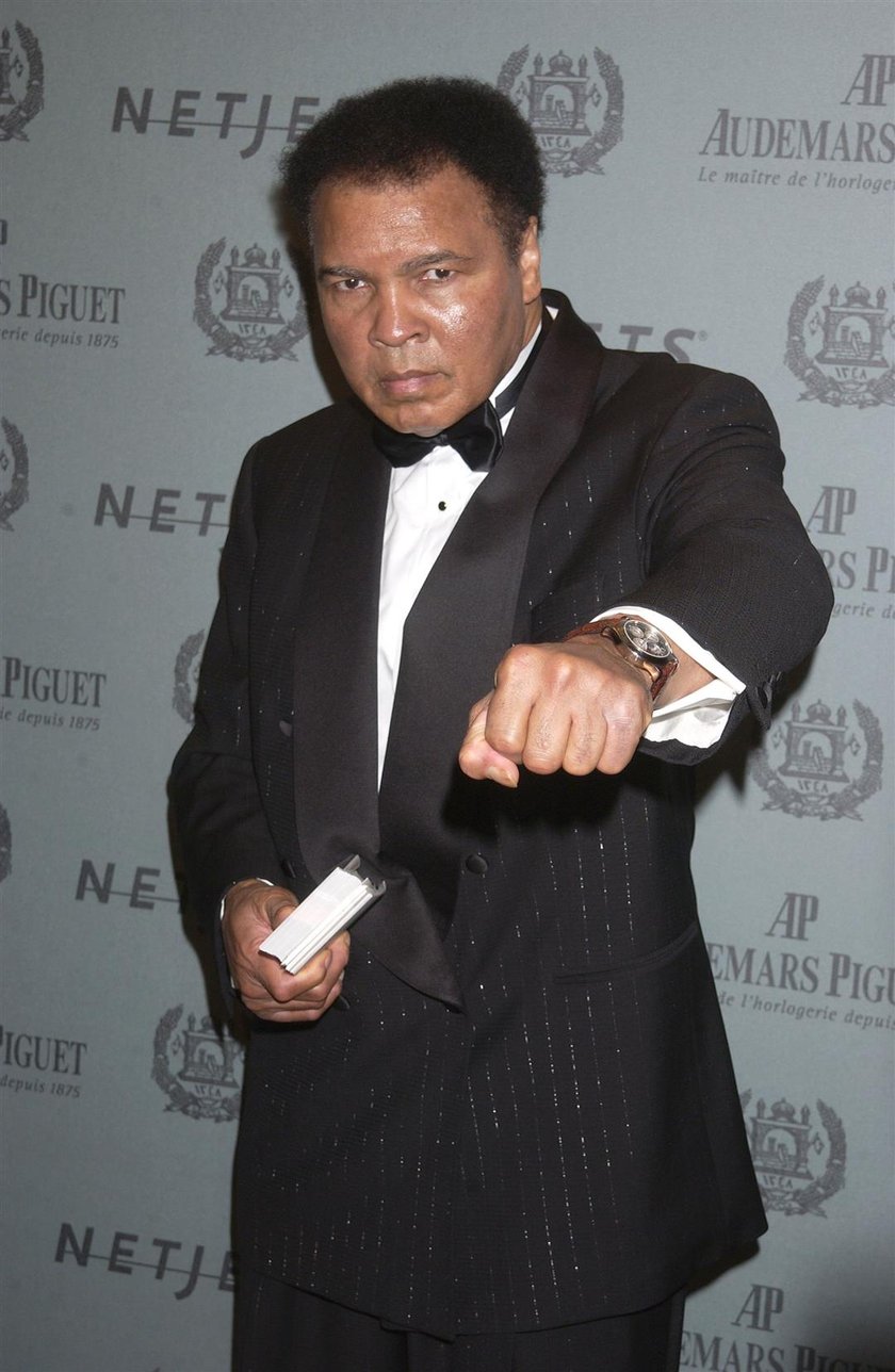 Muhammad Ali odszedł. Przypomnij sobie jak żył legendarny pięściarz