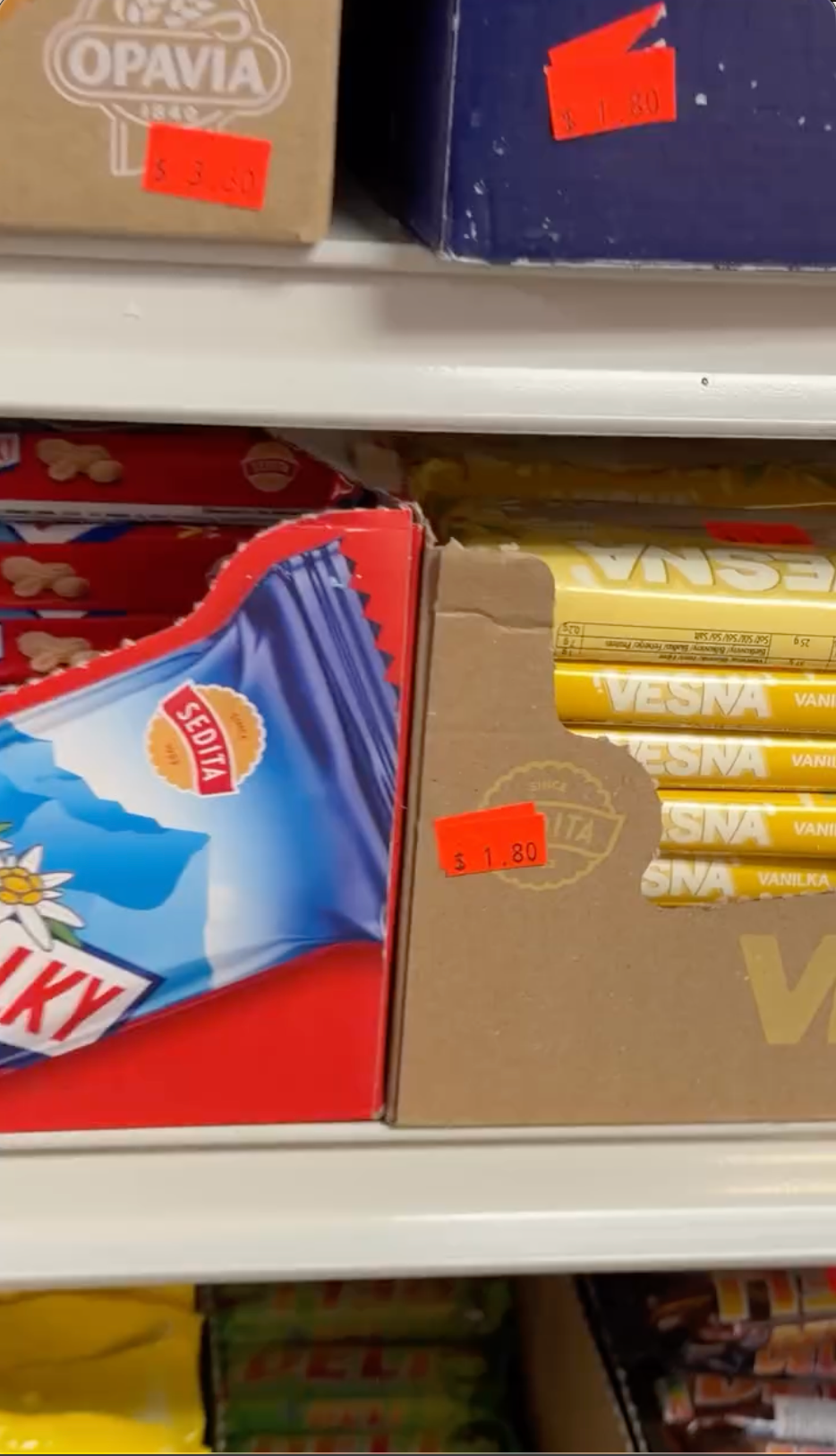Dávid ukázal ceny slovenských produktov v USA. 