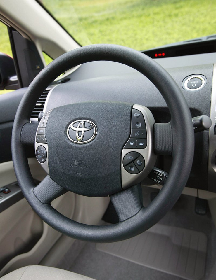 Toyota: ponad milion sprzedanych Priusów