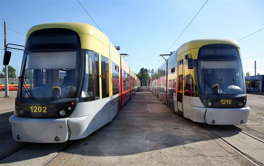 Tramwaje stoją, bo jest gorąco